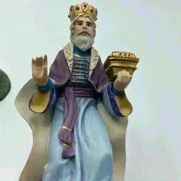 Thomas Kinkade Hawthorne Village Joseph, Mother Mary & King Caspar 2007 Figurine - Picture 4 of 6